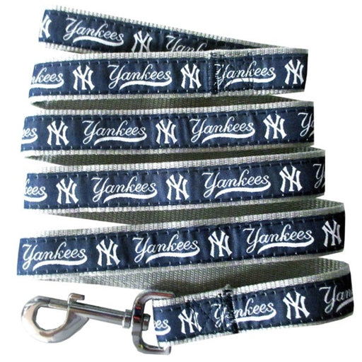 New York Yankees Pet Leash